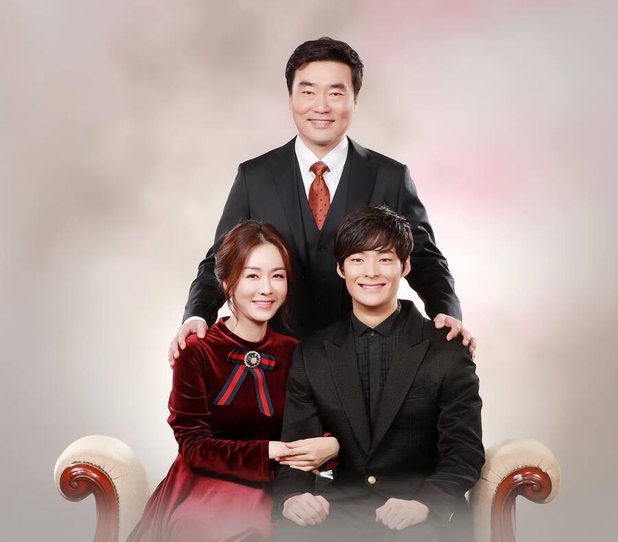 the park family. from left to right: Lee Myung-joo, Park Soo-chang, Park Young-jae