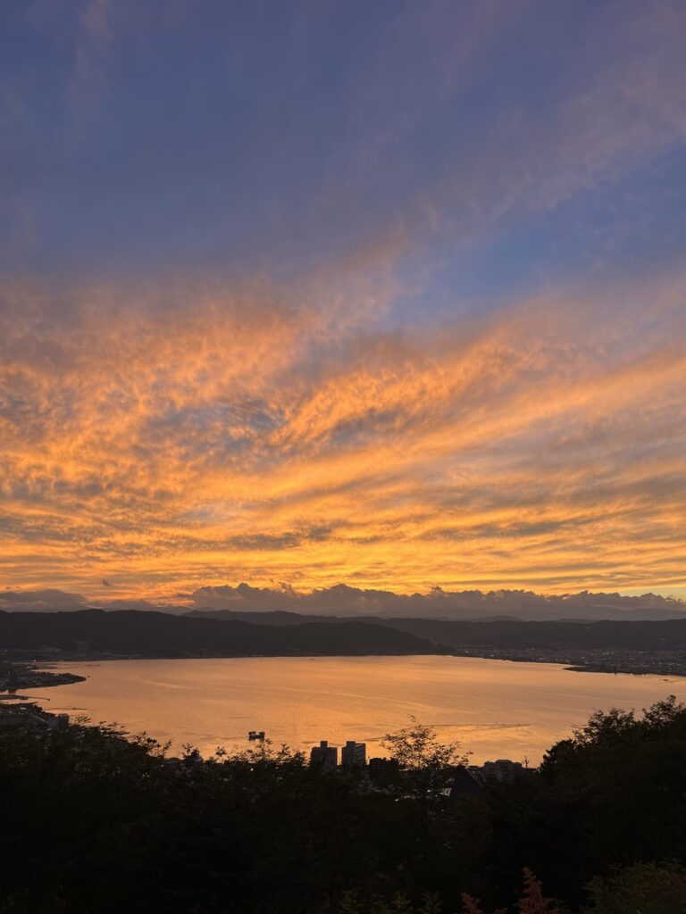 lake suwa during sunset